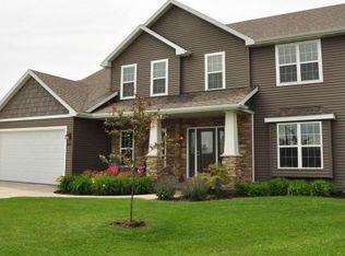 1609 Bluebird Ct, Neenah, WI 54956