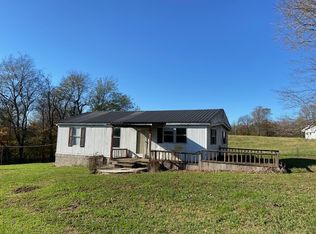 1 Poorhouse Rd, Taft, TN 38488