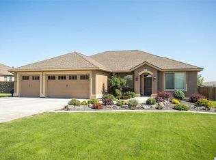 87728 Summit View Dr, Kennewick, WA 99338