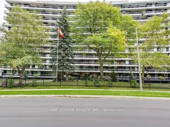 115 Antibes Dr #Penthouse 1, Toronto, ON M2R 2Y9