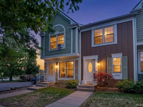10102 W Dartmouth Avenue, Lakewood, CO 80227