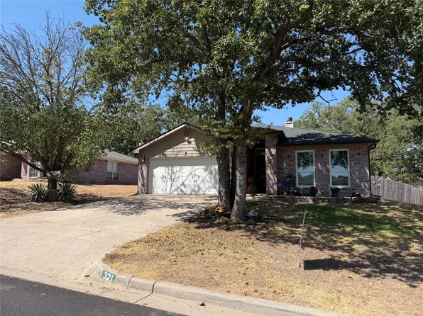 321 Pecos Dr, Weatherford, TX 76086
