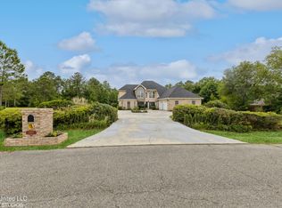 9045 W Cardinal Ln, Biloxi, MS 39532