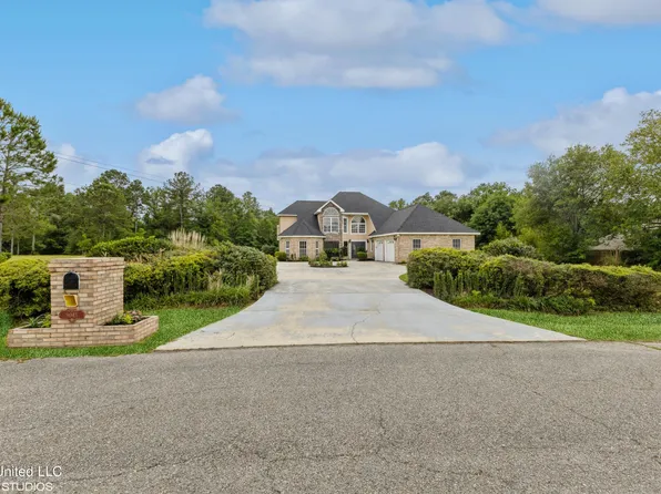 9045 W Cardinal Ln, Biloxi, MS 39532