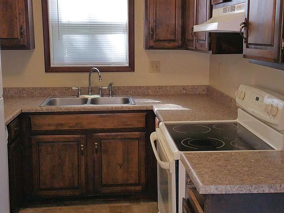 4th image of 107 Belwood Ave #A
