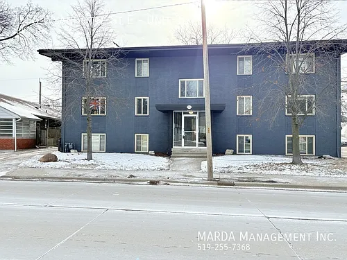 7555 Wyandotte St E #301 Photo 1