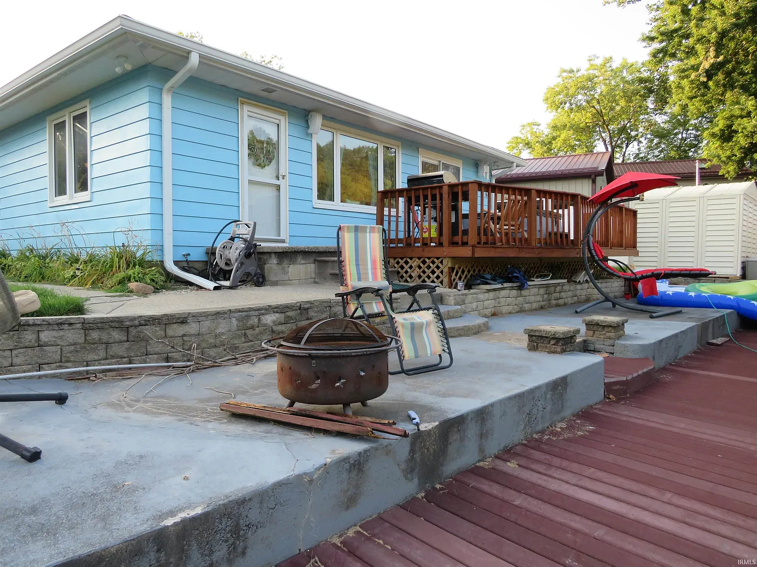 717 Bluewater Dr photo 1
