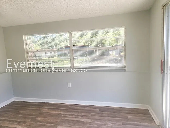 2175 W 16th St — Photo 6