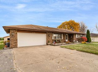 2159 Jarabec Rd, Saginaw, MI 48609