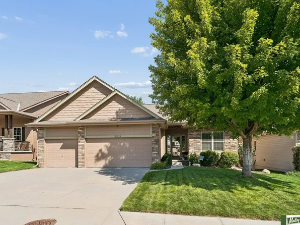 16638 Miami St, Omaha, NE 68116