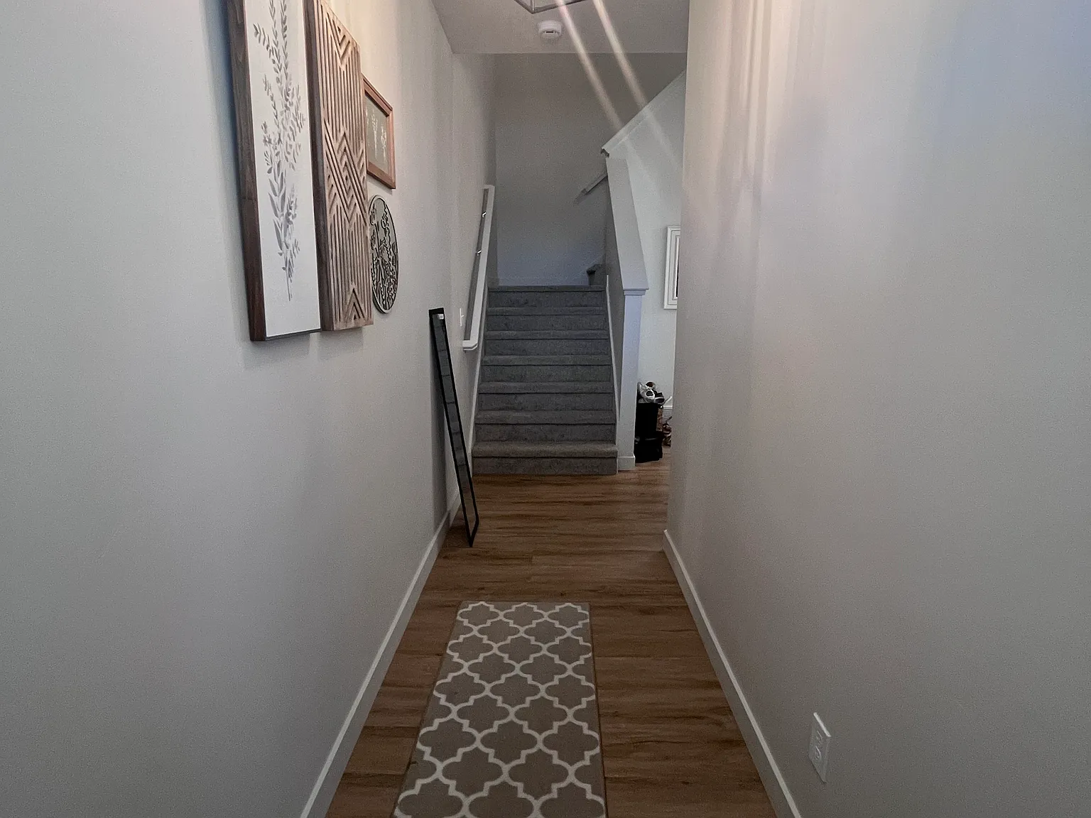 3 bed, 2.5 bath, 2317 sqft, $2,099 — Photo 4