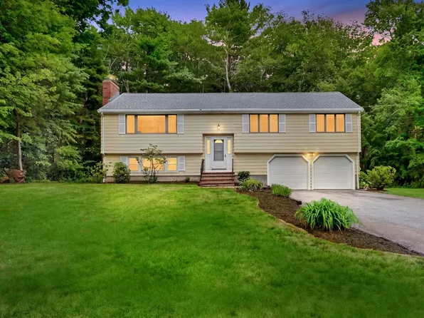 10 Glenridge Dr, Bedford, MA 01730