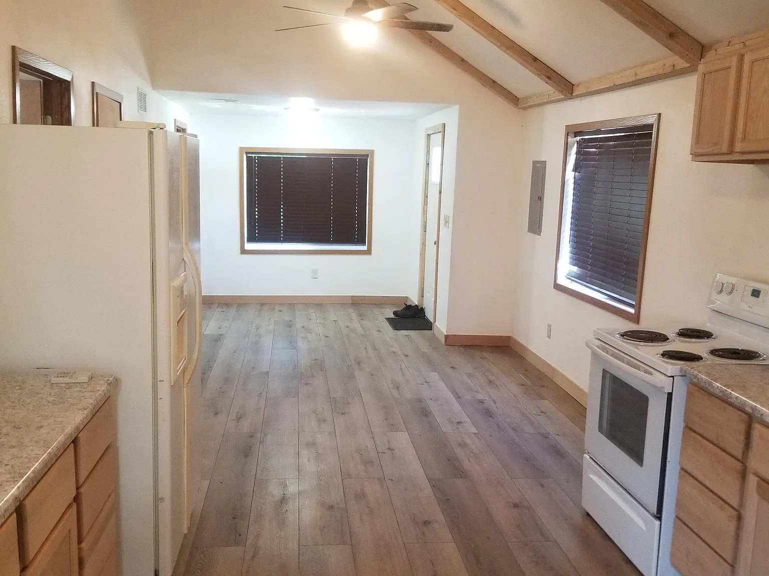 2945 Mahaska Ave — Photo 4