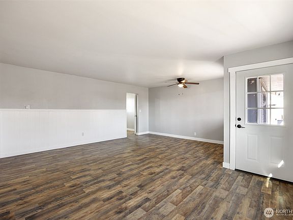 3rd image of 1316 Pershing Road