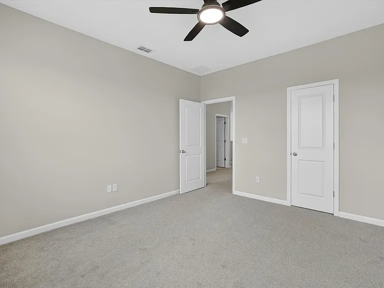 698 Cherry Elm Dr — Photo 22