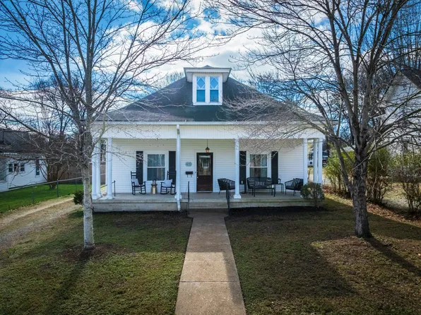 405 Haylong Ave, Mount Pleasant, TN 38474