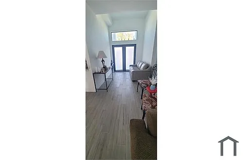 504 Arthur Ave Photo 1
