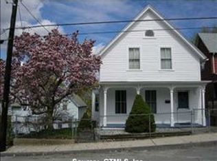 66 Division St, Norwich, CT 06360