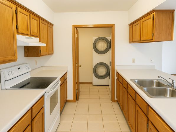 2285 S Thompson Dr APT 4