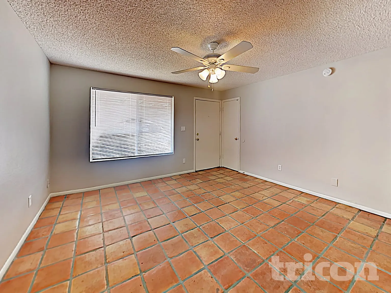 1246 E Barbara Drive Tempe AZ — Photo 2