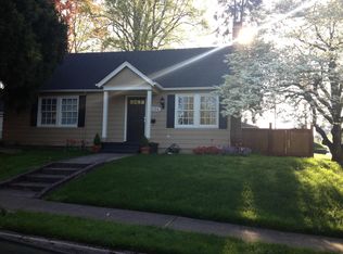 8134 SW 8th Ave, Portland, OR 97219