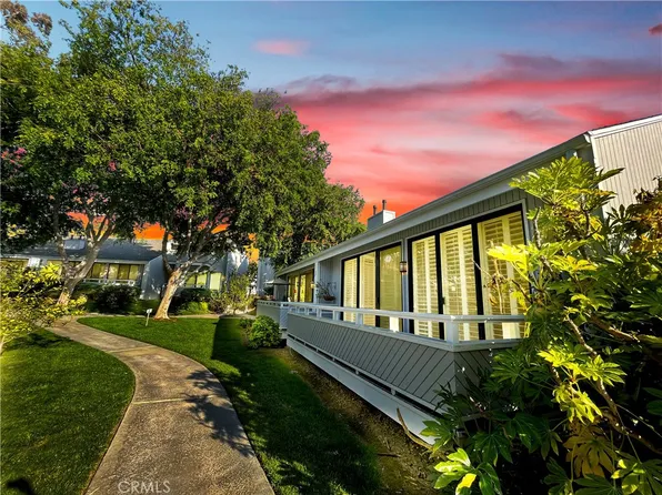 10 Serena Ct #27, Newport Beach, CA 92663