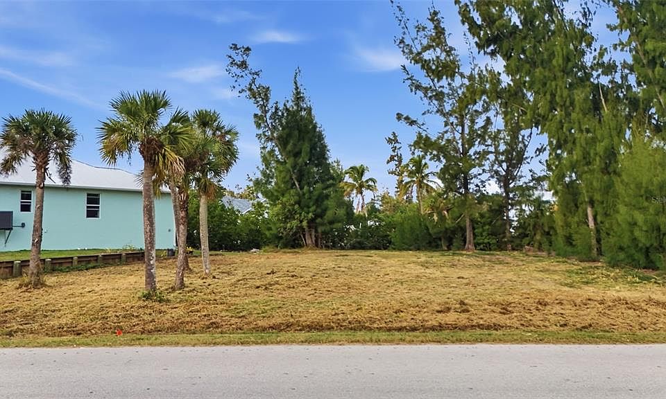1st image of 3925 Magnolia Way #17
