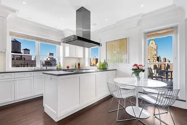 Sold by Corcoran | media 3