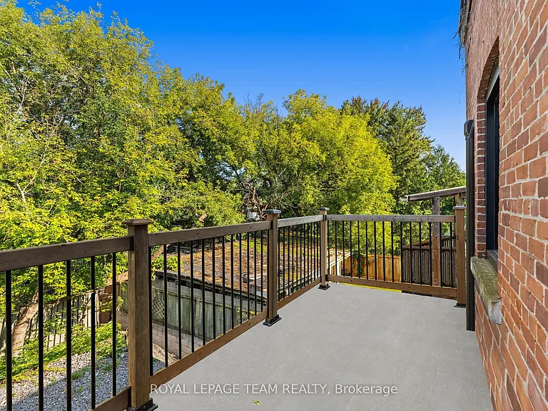 179 Cathcart St — Photo 3