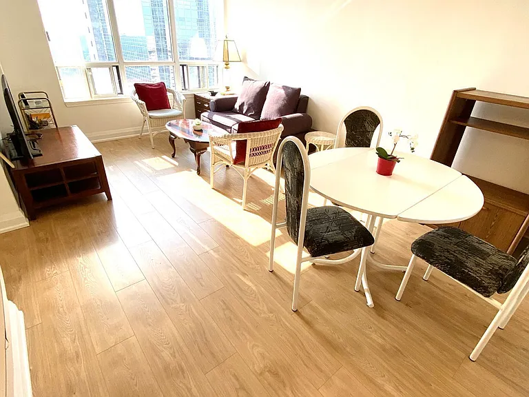 8 Hillcrest Ave #2101 — Photo 10