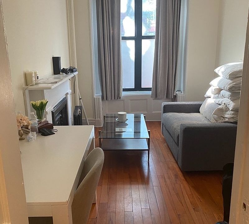 1st image of 122 Macdougal St APT 1