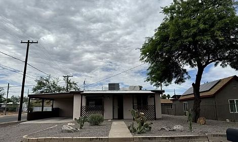 1st image of 368 E Alturas St