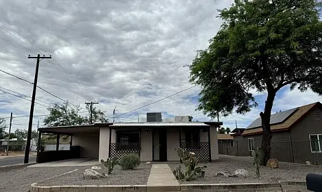 368 E Alturas St Photo 1