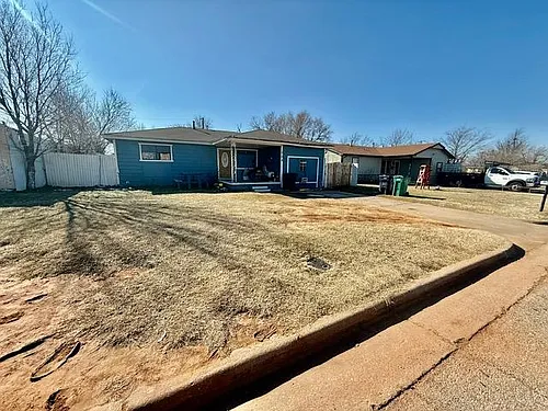 804 SE 60th Ter Photo 1