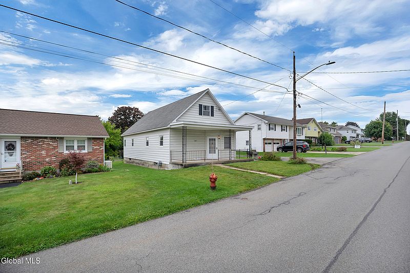 2nd image of 1207 Cullen Avenue