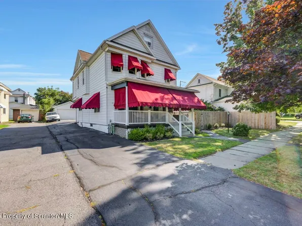 1015 Church St, Jessup, PA 18434