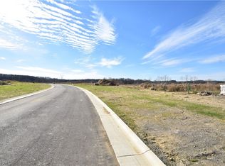 1270 Lake Front Blvd, North Lima, OH 44452
