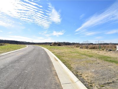 1270 Lake Front Blvd, North Lima, OH, 44452