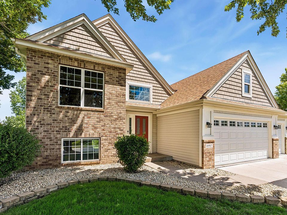 1st image of 10917 Nassau Cir NE