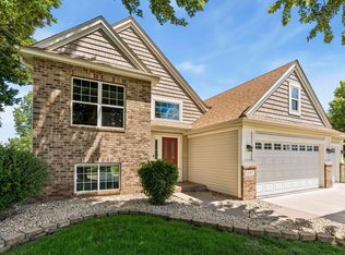 10917 Nassau Cir NE, Blaine, MN 55449
