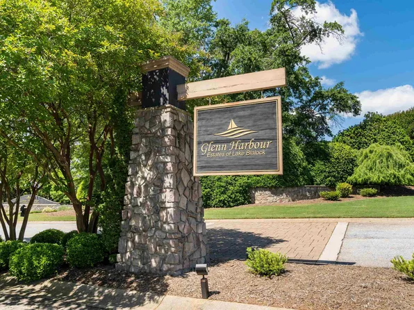 715 E Ridge Water Dr, Chesnee, SC 29323