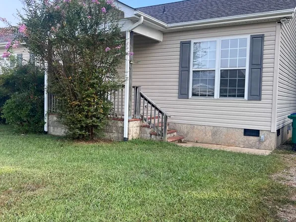 35 Spicewood Rd, Weaverville, NC 28787