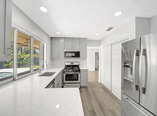 2545 NW 105th Ln, Sunrise, FL 33322