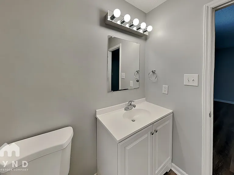 5424 Two Moons Dr — Photo 11