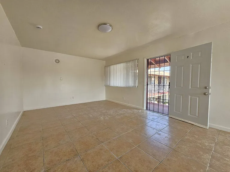 15646 Amar Rd #P — Photo 2