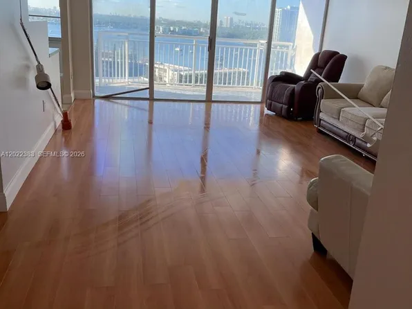 18021 Biscayne Blvd #17012, Aventura, FL 33160