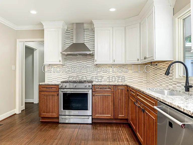 1174 Robinhood Cir — Photo 4