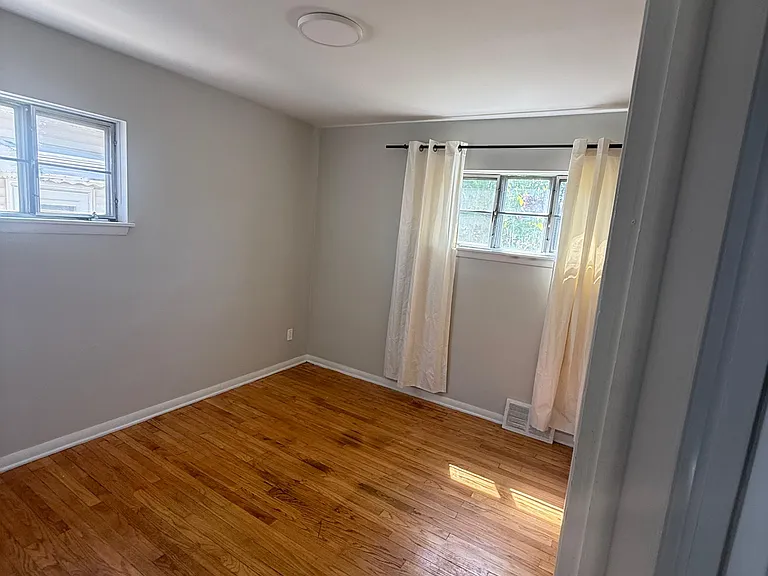 6236 Westminster Dr — Photo 26