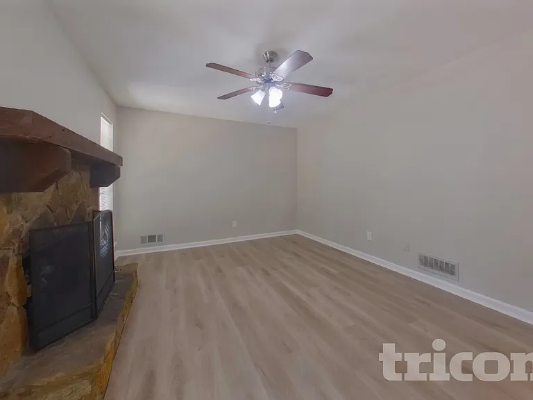 2503 Hewatt Rd — Photo 2