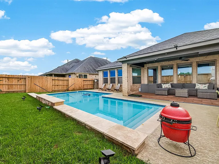 1643 Pickford Knolls Ln — Photo 2